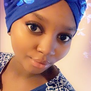 Meet your Posher, Aissatou